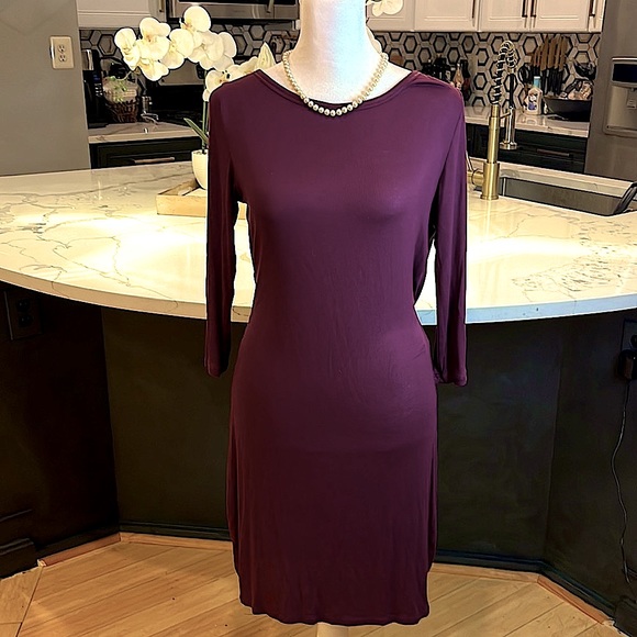 Victoria’s Secret Purple Dress w/ Plunging Back, Size M. - Picture 7 of 11